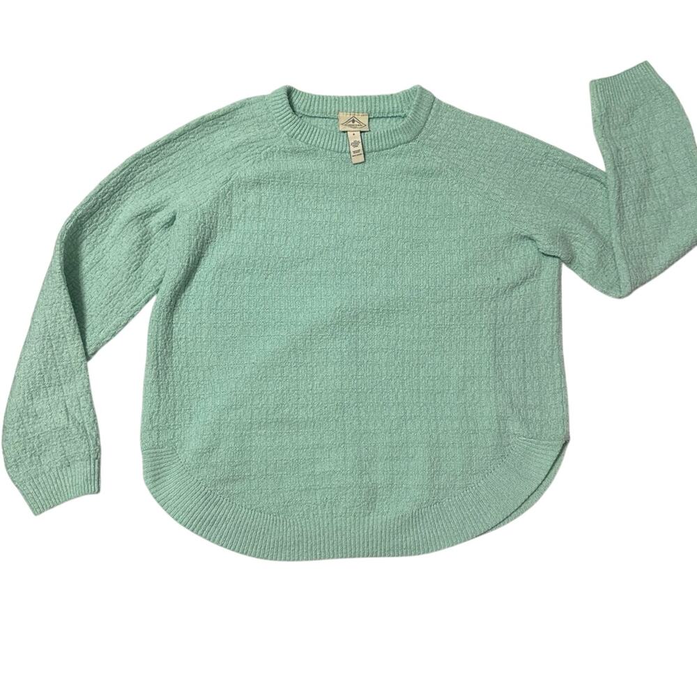St. Johns Bay pullover sweater Sz. Small, light mint green.